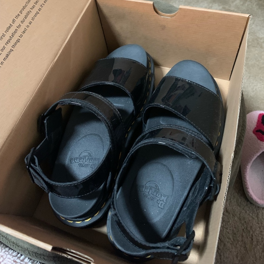 NEW in box - Dr. Martens Voss Black Patent Lamper Sandals